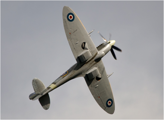 Spitfire Mk XVIII SM845 pictures
